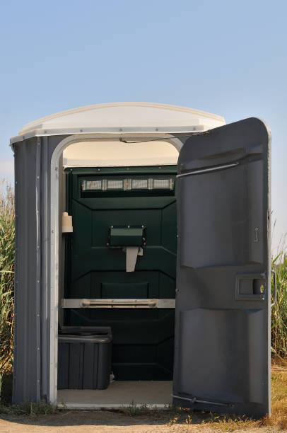 Best Porta potty delivery and setup  in Brewerton, NY